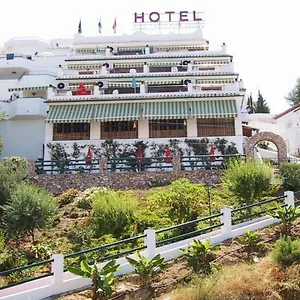 Jose Cruz 3* Nerja